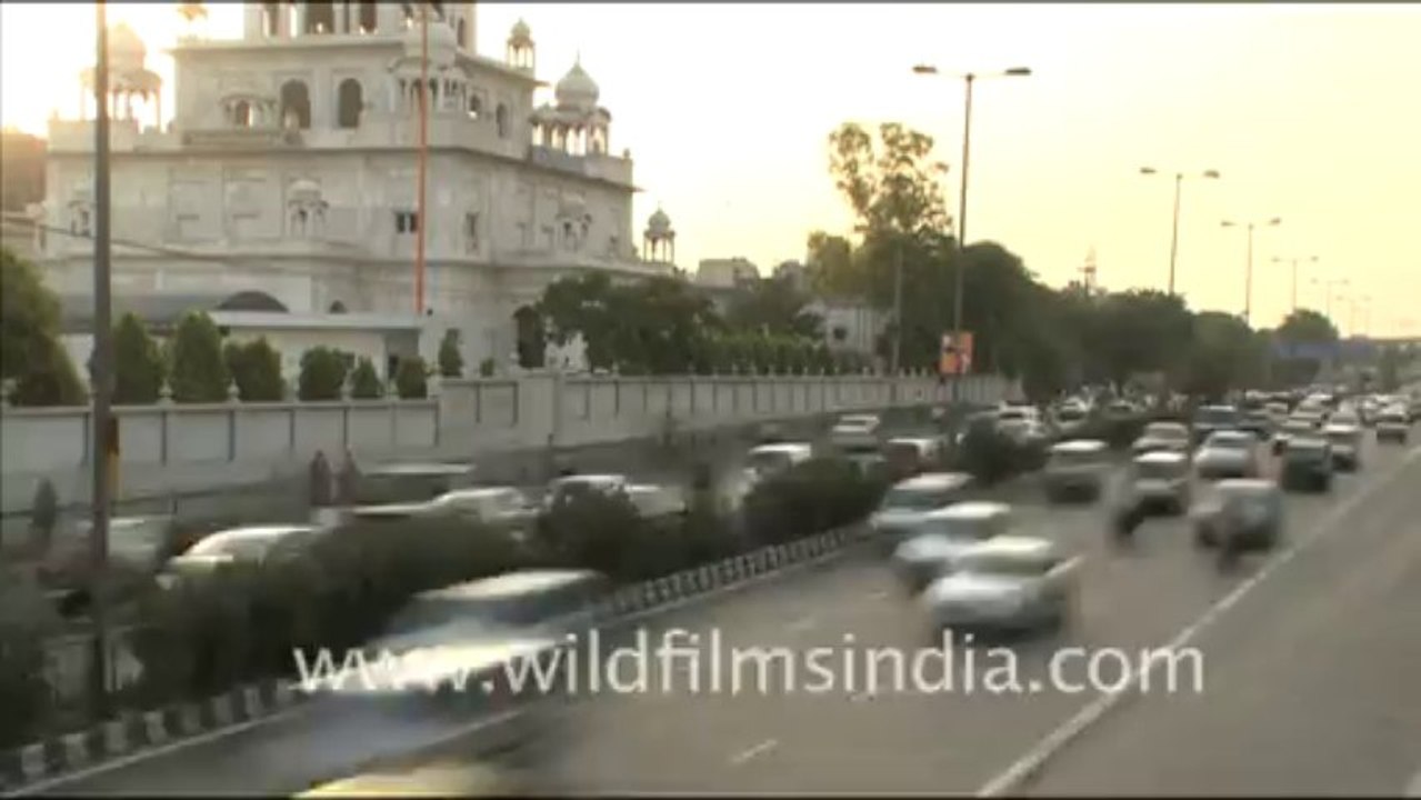 1841.Moto Bagh, time Lapse of Traffic in New Delhi, India