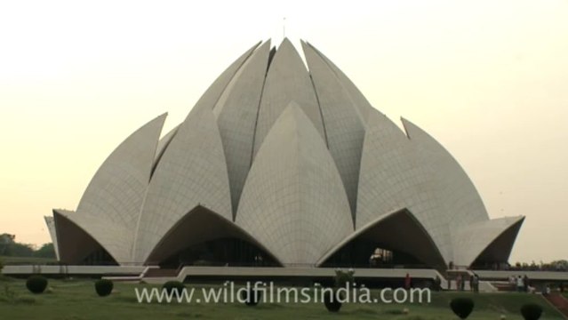 2314.Lotus temple in quick motion