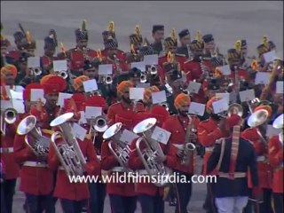 2422.Beating the retreat ceremony at vijay chowk
