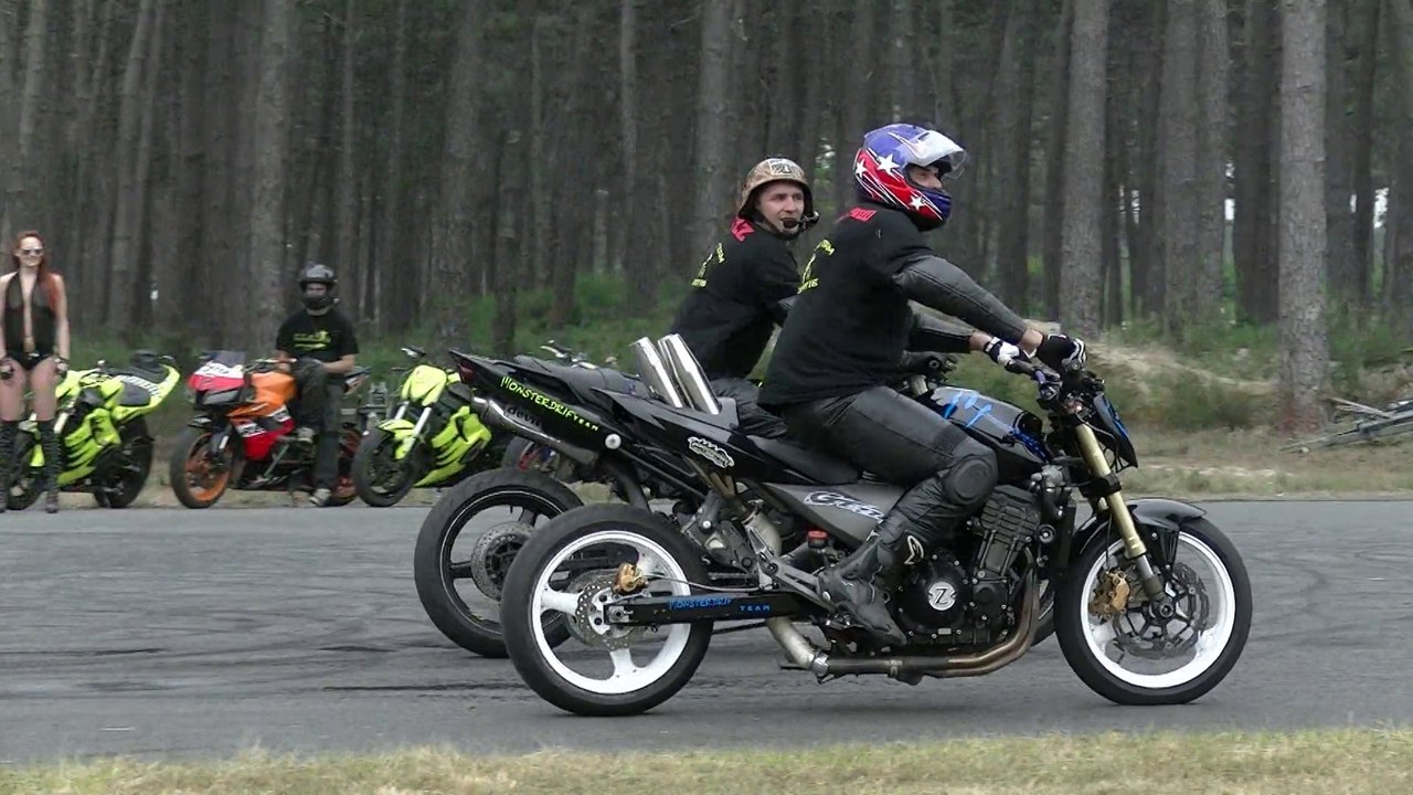 Stunt Show Bike Montalivet 2013 Run moto Volume 1