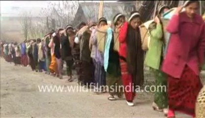 424.March of Apatani Women