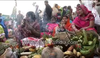 471.Worshipping the sun in India!