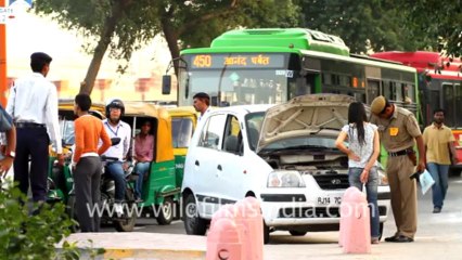 670.Delhi  police guards