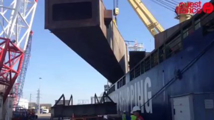 Portique STX - Les pièces arrivent de Chine