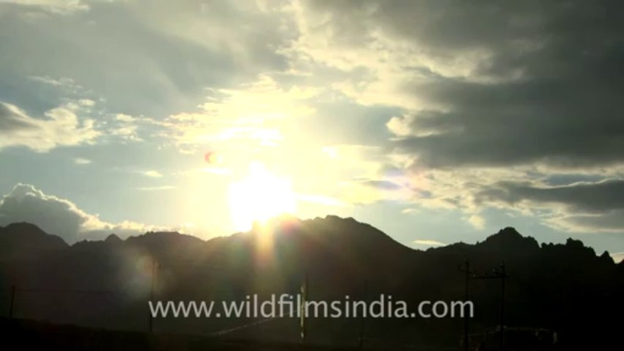 861.Time Lapse of clouds in Ladakh