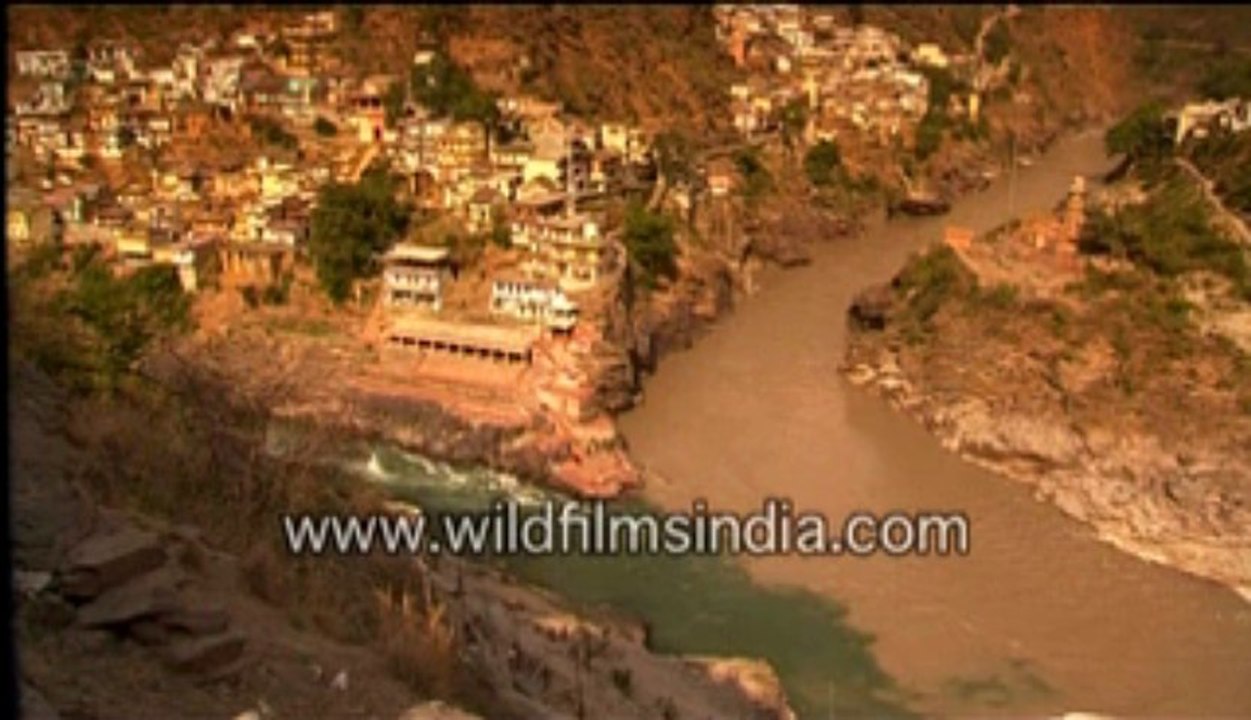 confluence-MPEG-4 800Kbps