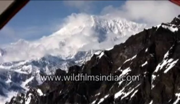 Snow covered mountains-MPEG-4 800Kbps