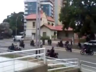 GNB le dispara a quema ropa a un herido en Venezuela