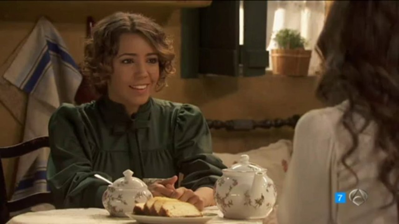 EMILIA AURORA TU MADRE HUBIERA ECHO LO MISMO ESDPV 21-08-2013