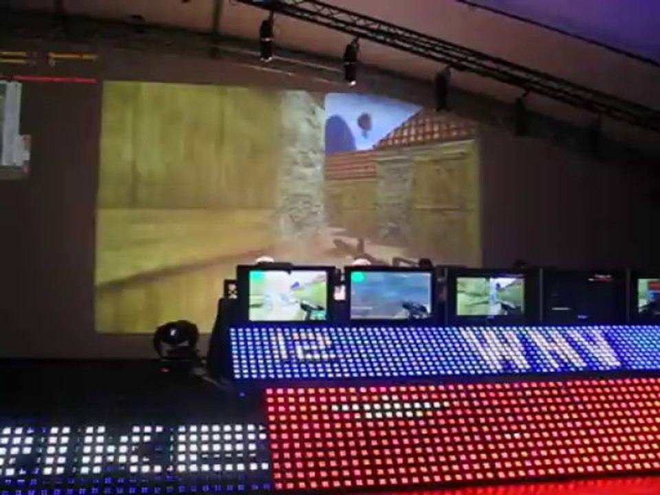 ESWC 2005 - MVI_1053_Mouz1