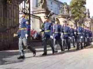 releve de la garde au Chateau de Prague