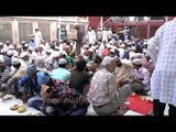 Hundreds of devotees gathered for Iftar at Nizamuddin Dargah