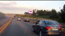 Accident de voiture ultra violent.. et ça se passe en Russie bien sur!