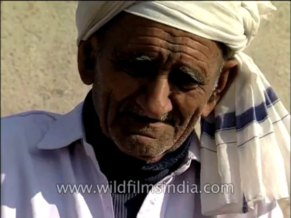 Gujarat-village-people-DVD-140-1