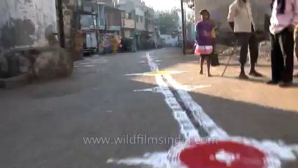 Tape 2-Solapur-Z1-hdv-Siddeshwar Maharaj Yatra from Mallika Arjun Temple-3