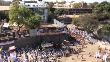 Tape 3-Solapur-Z1-hdv-Siddeshwar Maharaj Yatra-12