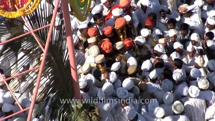 Tape 3-Solapur-Z1-hdv-Siddeshwar Maharaj Yatra-20