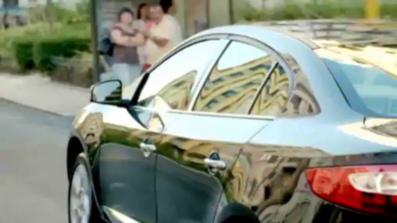 Renault Fluence - Nereden açılıyordu bu kapı_