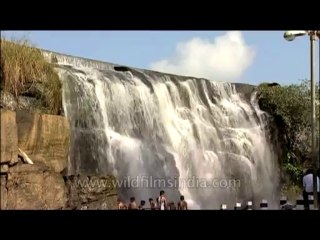 Kerala-temple-Waterfall-dvd-236-13