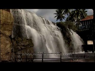 Kerala-temple-Waterfall-dvd-236-18