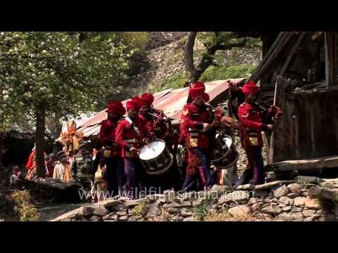 Garhwal Rifles band accompanies Gangotri idol as it enters Mukhba village