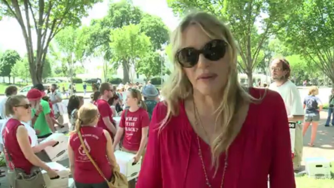 Hollywood big name joins US anti-fracking demonstration