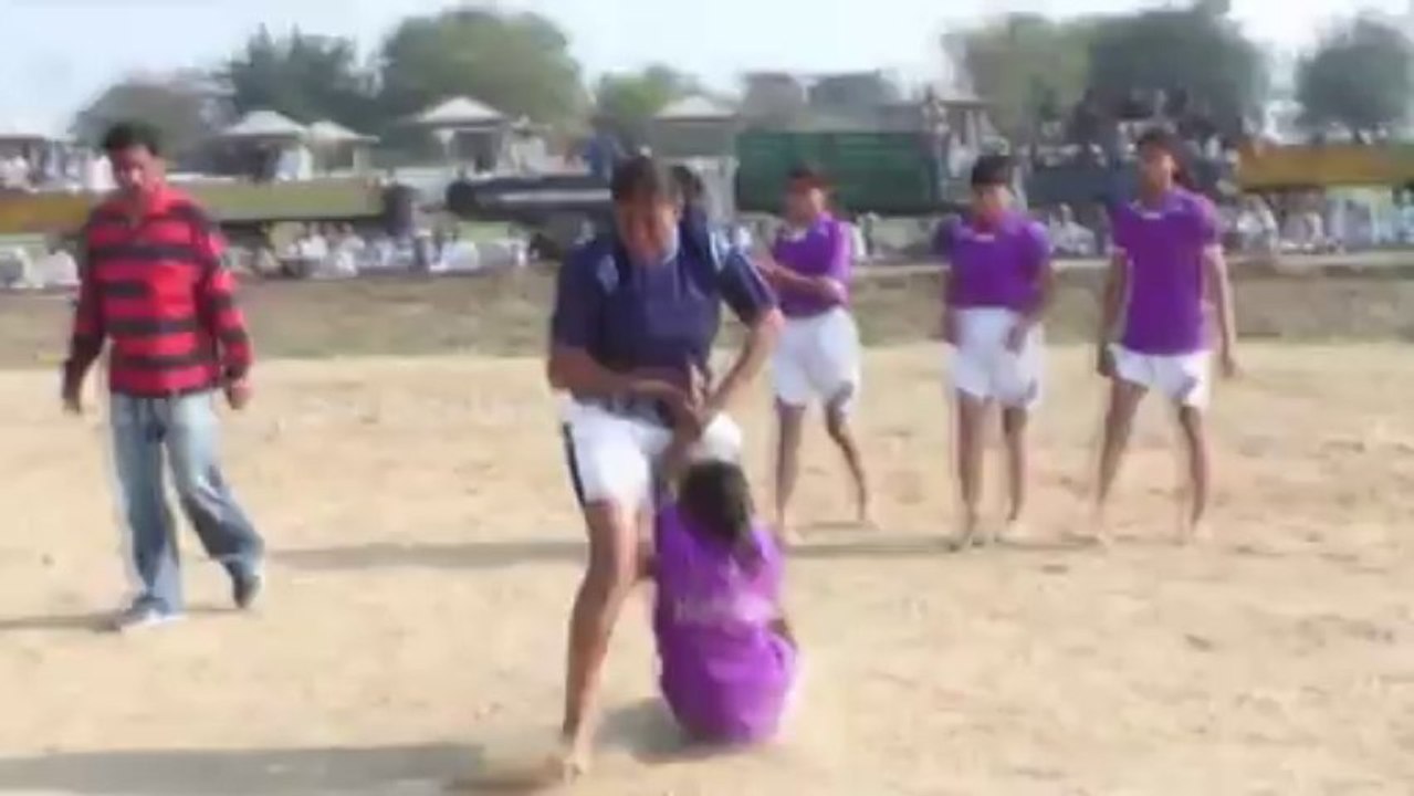 Best Raider 10 - FreeStyle Girls Kabaddi Tournament 2013 Match 08