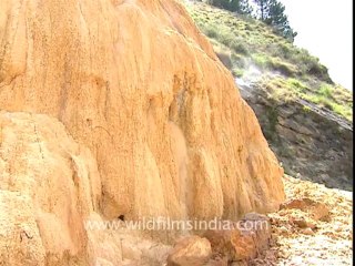 Nanda Devi-Digi Beta-122-1-Hot water Spring-1