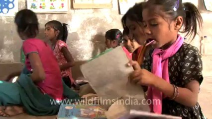 Rann-of-kutch-hdv-tape-10-children school-1