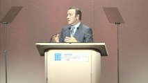 Kevin Spacey urges TV channels to hand control to viewers