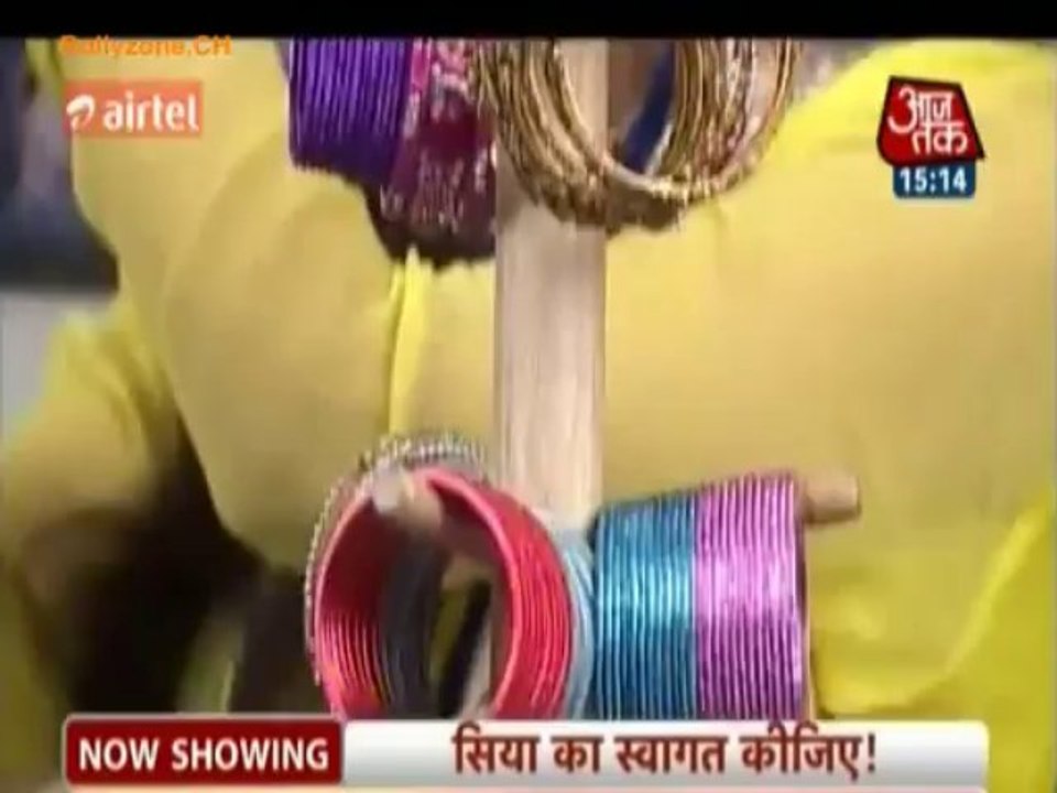 Saas Bahu Aur Betiyan [Aaj Tak] 23rd August 2013 Video Watch Online - Pt3
