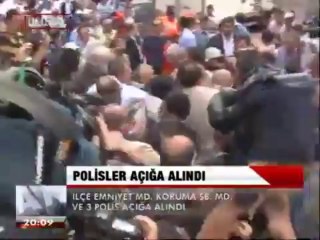 POLİSLER AÇIĞA ALINDI