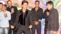 Shahrukh Khan Dances On Lungi Dance @ Chennai Express Success Party | Live Performance