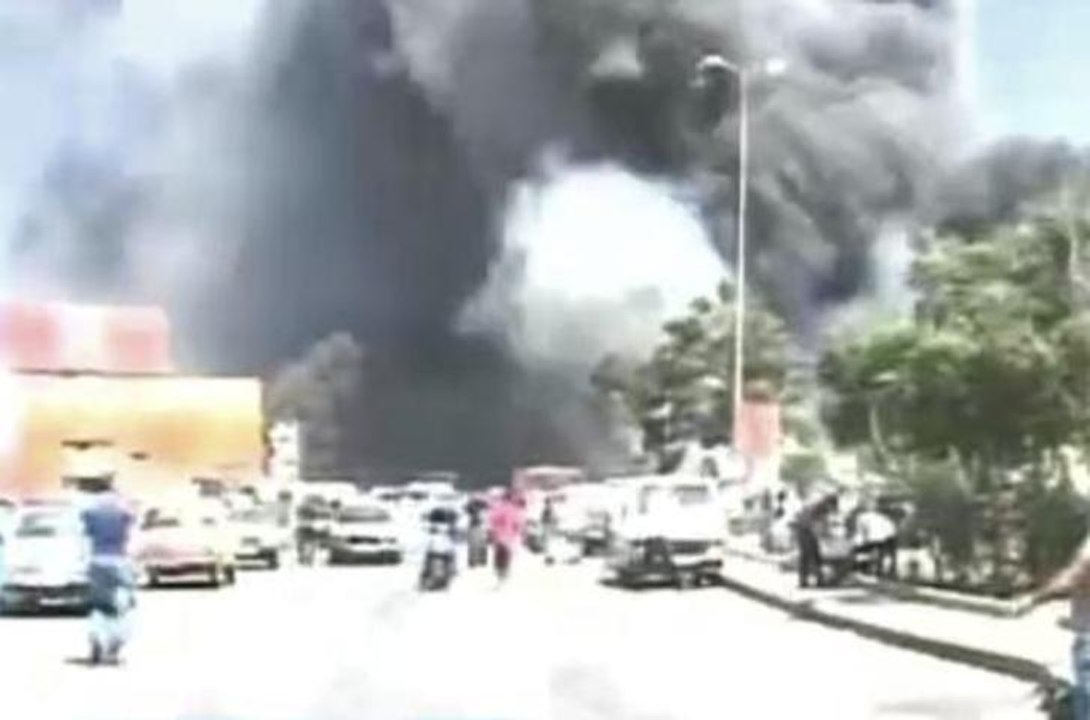 Zeina Khodr reports about Lebanon explosions