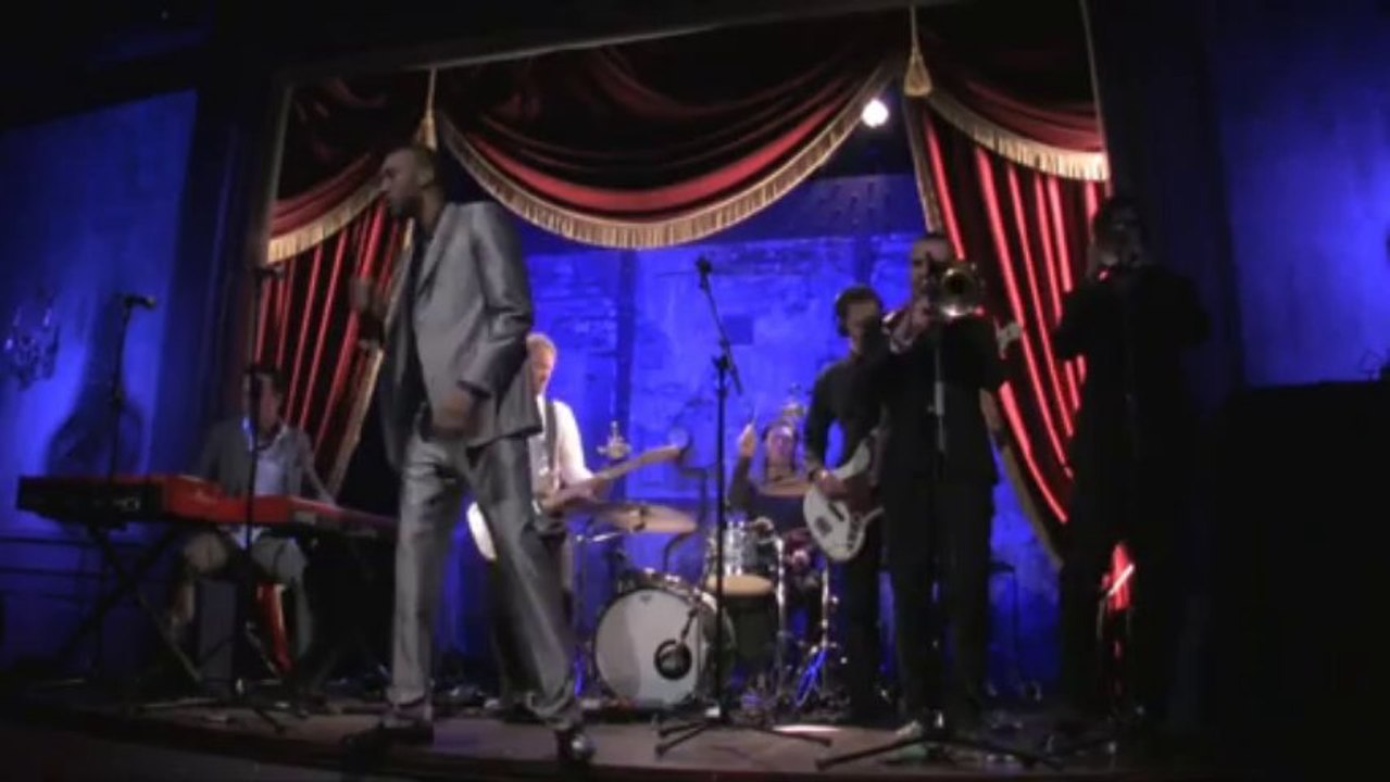 Wayne Beckford au Comedy Club Paris - qobuz.com