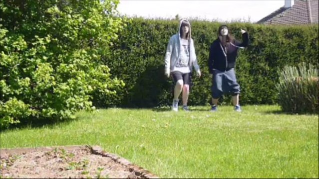 Fous ta cagoule - Fatal Bazooka (clip cover)