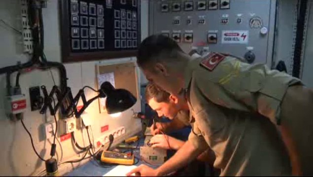 AA, Turgut Reis fırkateynindeki yaşamı görüntüledi