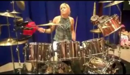 Hannah Ford Plays YYZ Rush Cover