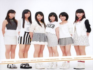 Juice=Juice「私が言う前に抱きしめなきゃね」Instrumental
