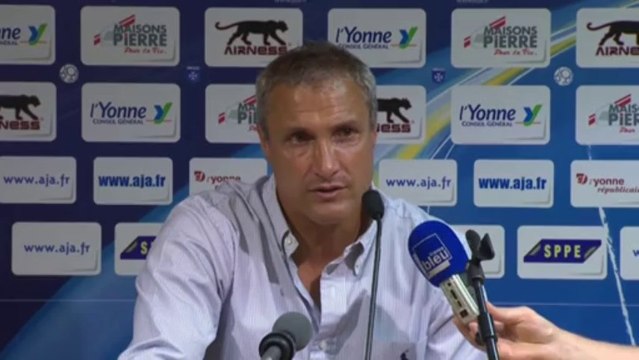 Conférence de presse AJ Auxerre - Châteauroux (2-0) : Bernard CASONI (AJA) - Didier THOLOT (LBC) - 2013/2014