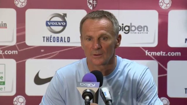 Conférence de presse FC Metz - Chamois Niortais (1-1) : Albert CARTIER (FCM) - Pascal GASTIEN (NIORT) - 2013/2014