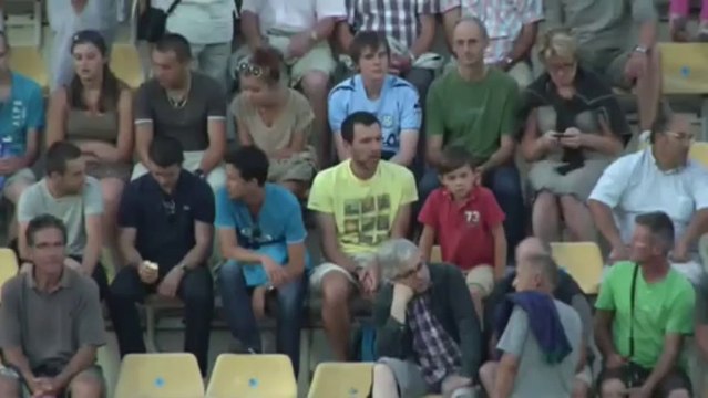 Tours FC (TOURS) - Nîmes Olympique (NIMES) Le résumé du match (4ème journée) - 2013/2014