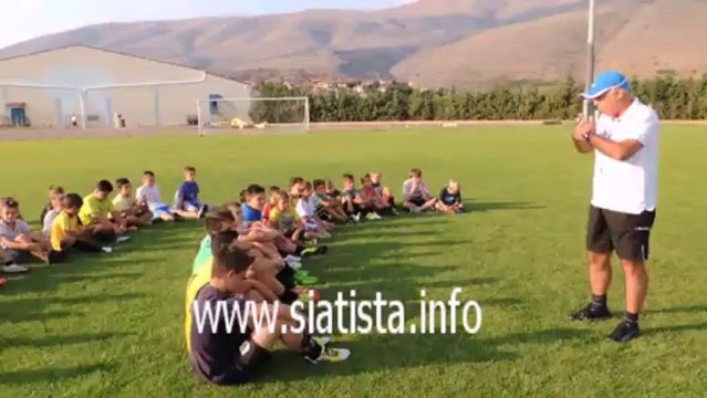 siatista.info - Σιάτιστα 24.08.13 - O μάγος της μπάλας Βασίλης Χατζηπαναγής στην Σιάτιστα