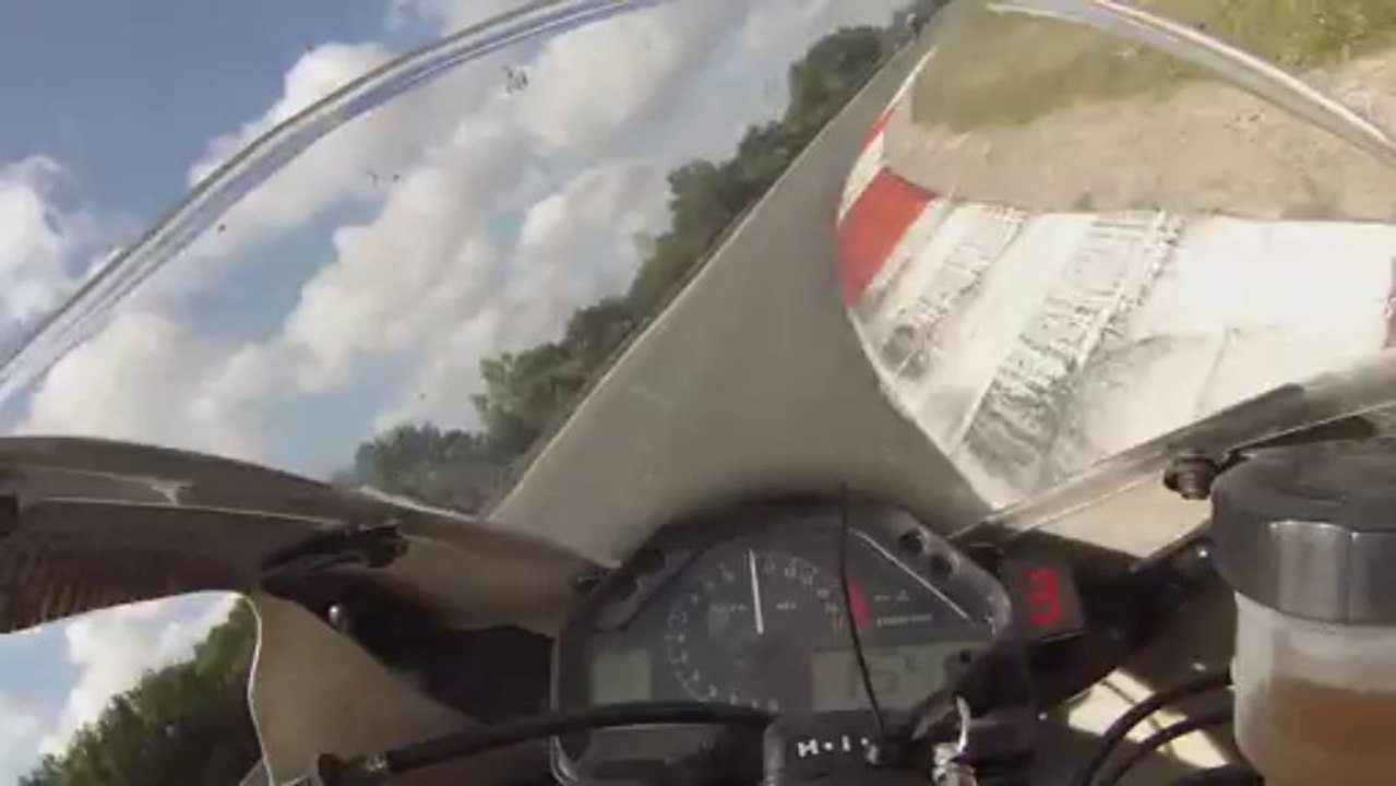 Journée Open du 19 08 13 Nico Vigeant 2 ème session sur reservoir 600 cbr rr