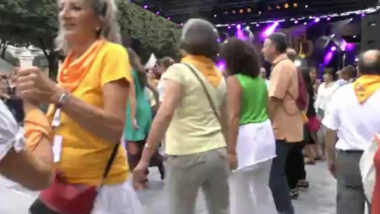 " LES INVITATIONS DE MICHOU W-D.D. " - 23 AOUT 2013 SOIREE - HESTIV'OC - BAL BEARNES.