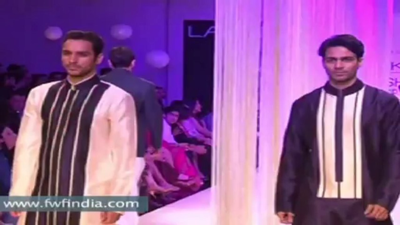 bollywood celebs at opening ceromony of lakmee fashion week -2013