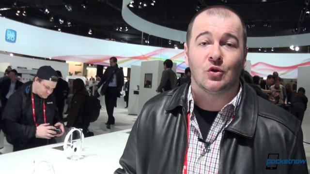 Sony Xperia M2 vs HTC One Mini - MWC 2014