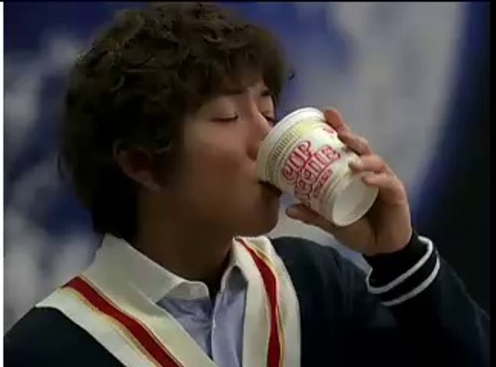 木村拓哉　カップヌードル　紙でできたエコカップへ