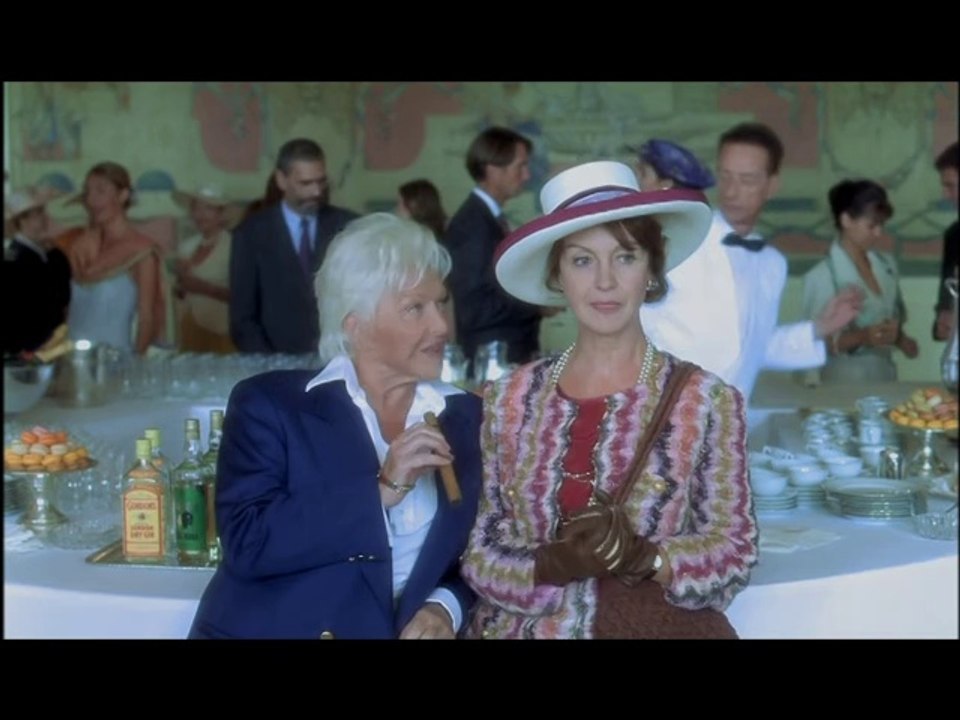 Catherine Deneuve - Joyeux Anniversaire Maman.