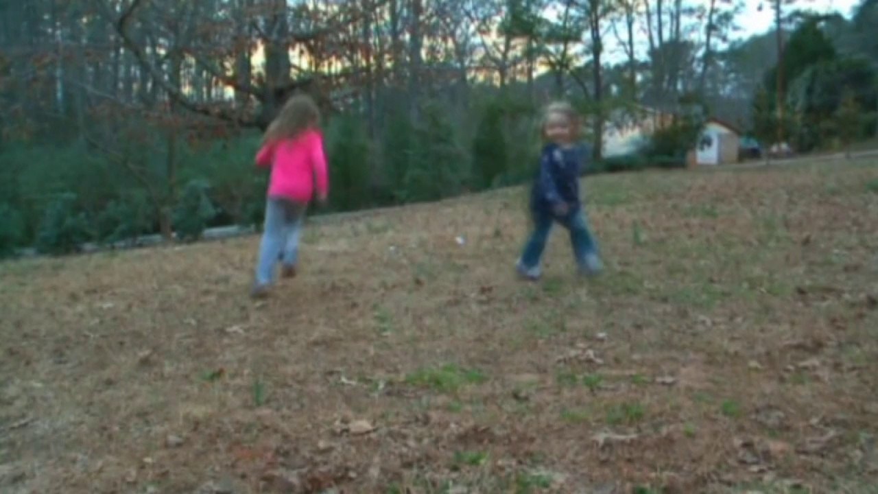 Three-year-old Georgia girl dials 911 and saves her dad
